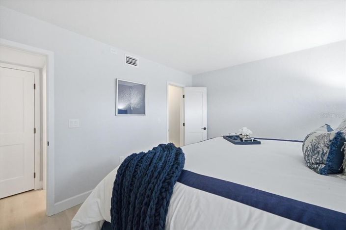 Image No.16-1 Bed Property for sale