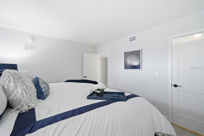 Image No.17-1 Bed Property for sale