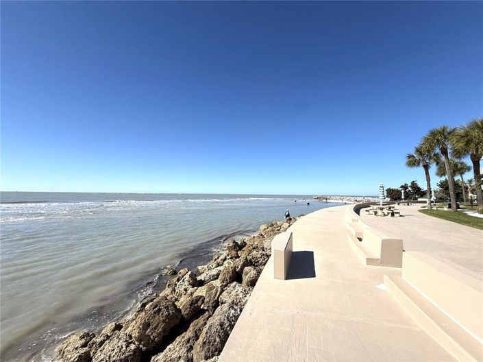 Image No.35-1 Bed Property for sale