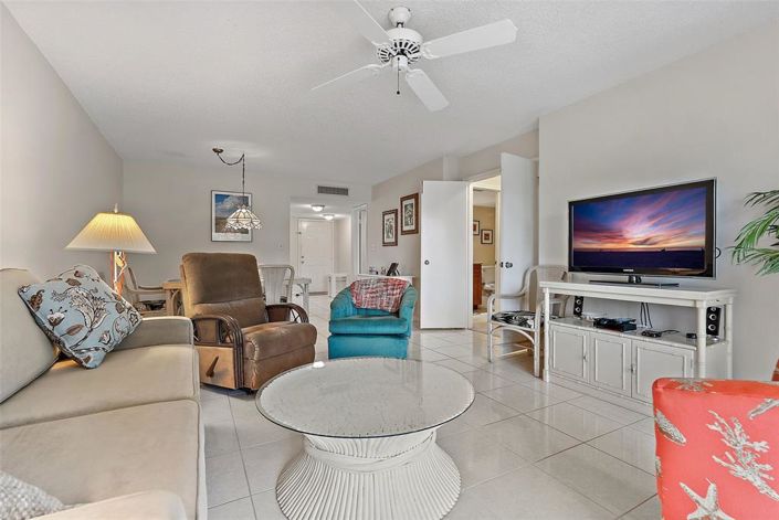 Image No.15-2 Bed Property for sale