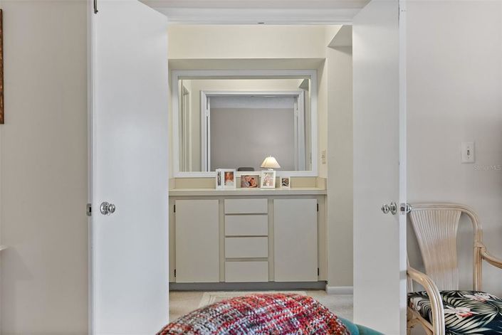 Image No.16-2 Bed Property for sale