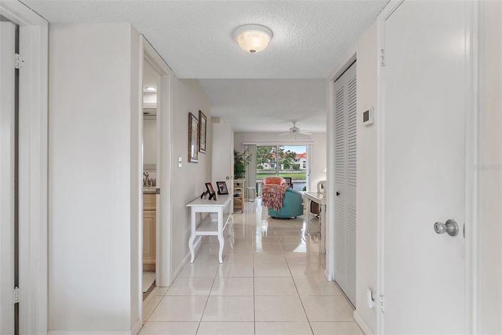 Image No.5-2 Bed Property for sale