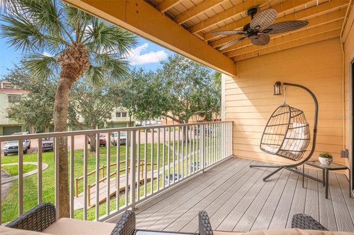 Image No.20-2 Bed Townhouse for sale