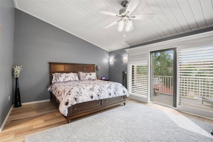 Image No.24-2 Bed Townhouse for sale