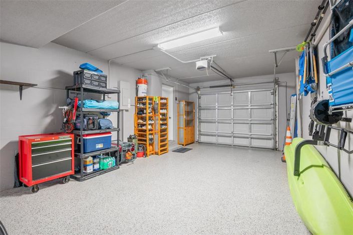 Image No.38-2 Bed Townhouse for sale