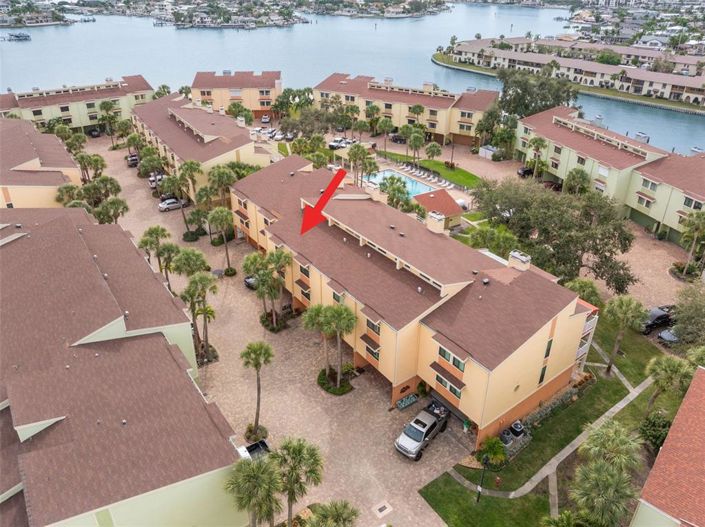 Image No.49-2 Bed Townhouse for sale