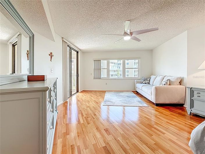 Image No.39-2 Bed Property for sale