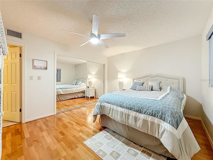 Image No.48-2 Bed Property for sale