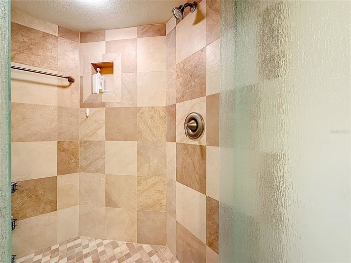 Image No.52-2 Bed Property for sale