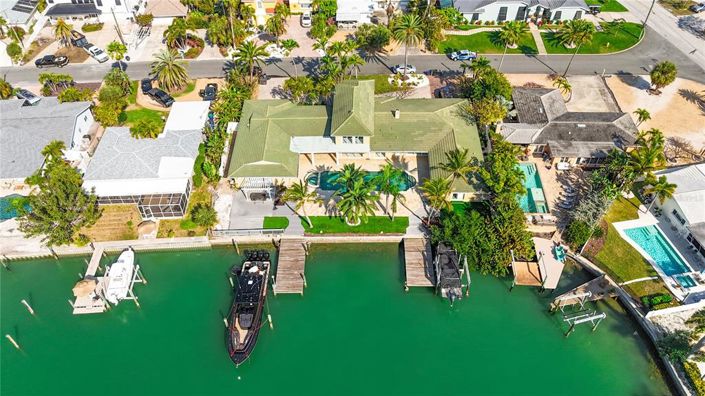 Image No.3-6 Bed Property for sale