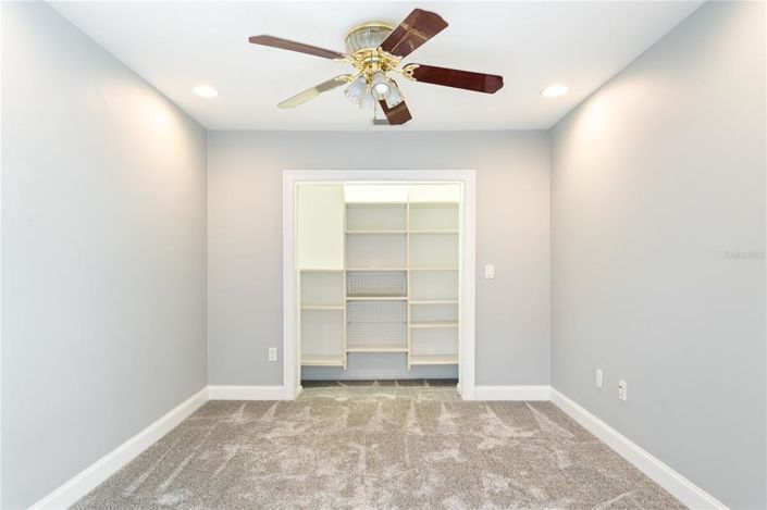 Image No.36-6 Bed Property for sale