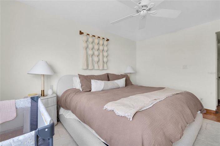 Image No.18-2 Bed Property for sale