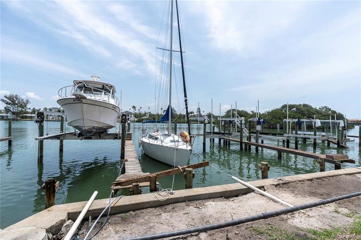 Image No.35-2 Bed Property for sale