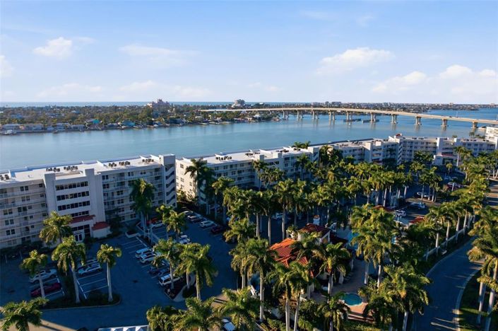 Image No.48-Propriété de 2 chambres à vendre à Floride