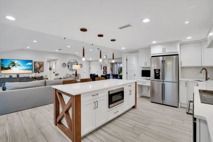 Image No.29-3 Bed Property for sale