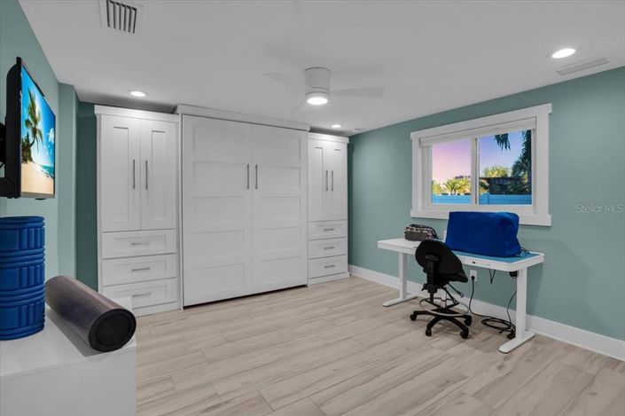 Image No.45-3 Bed Property for sale