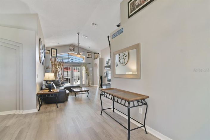 Image No.28-4 Bed Property for sale