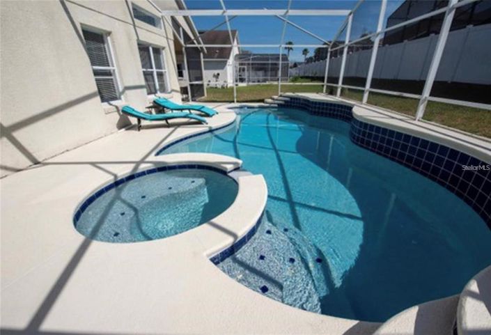 Image No.22-5 Bed Property for sale