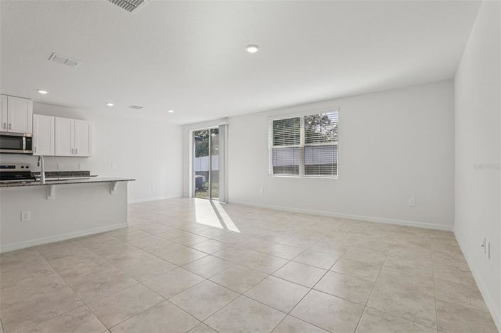 Image No.6-Propriété de 4 chambres à vendre à Davenport