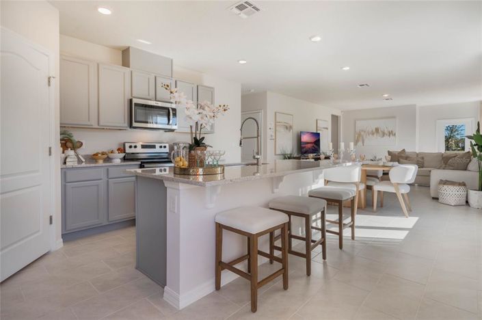 Image No.10-4 Bed Property for sale