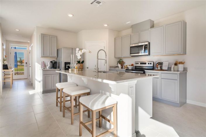 Image No.11-4 Bed Property for sale