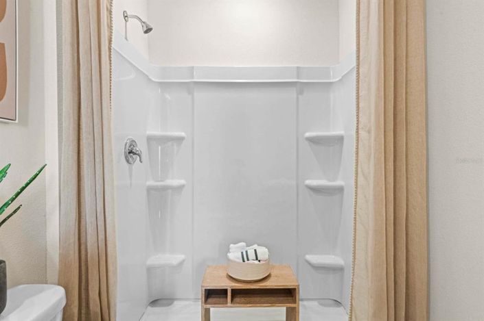 Image No.18-3 Bed Townhouse for sale