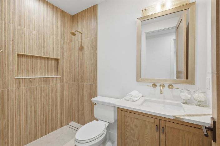 Image No.29-4 Bed Property for sale