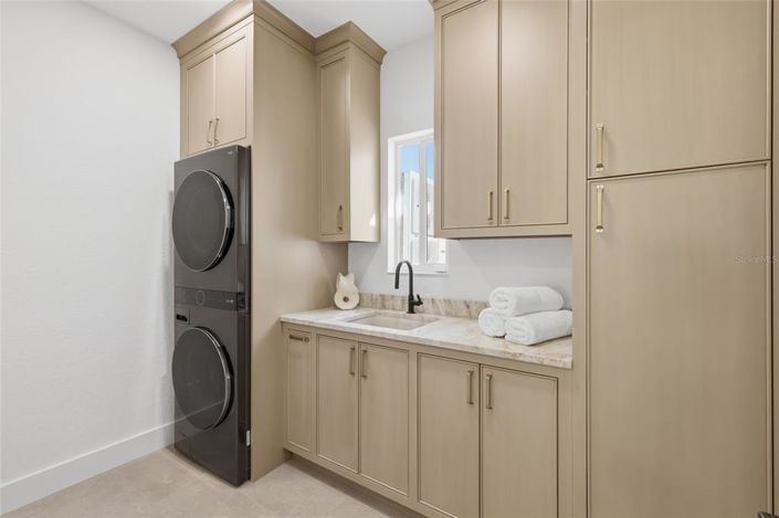 Image No.30-4 Bed Property for sale