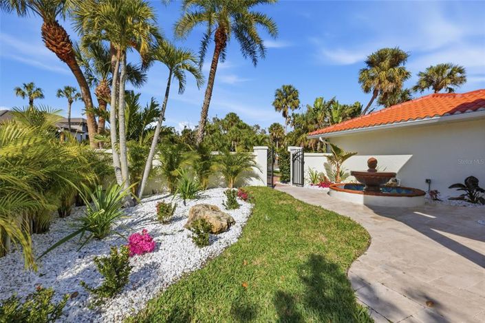 Image No.44-4 Bed Property for sale