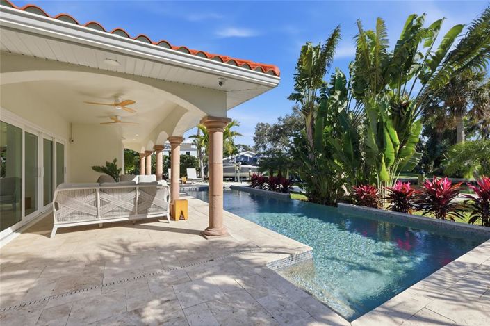 Image No.53-4 Bed Property for sale