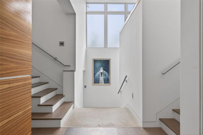 Image No.27-3 Bed Property for sale