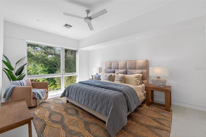 Image No.33-3 Bed Property for sale