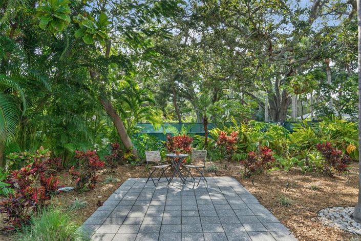 Image No.5-3 Bed Property for sale