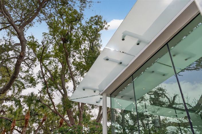 Image No.8-3 Bed Property for sale