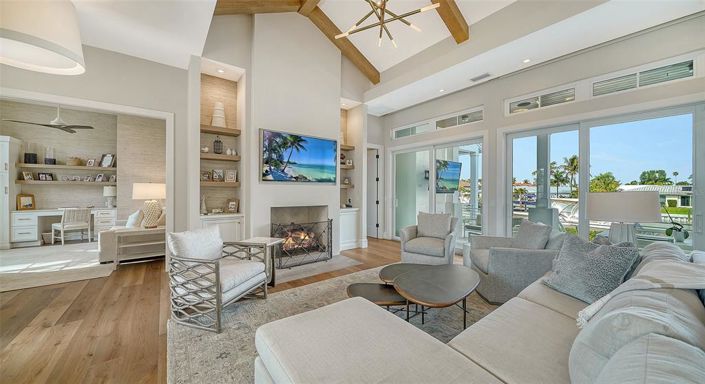 Image No.13-3 Bed Property for sale