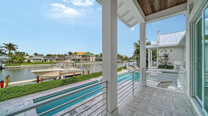 Image No.28-3 Bed Property for sale