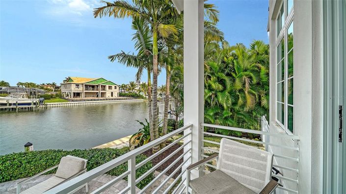 Image No.40-3 Bed Property for sale