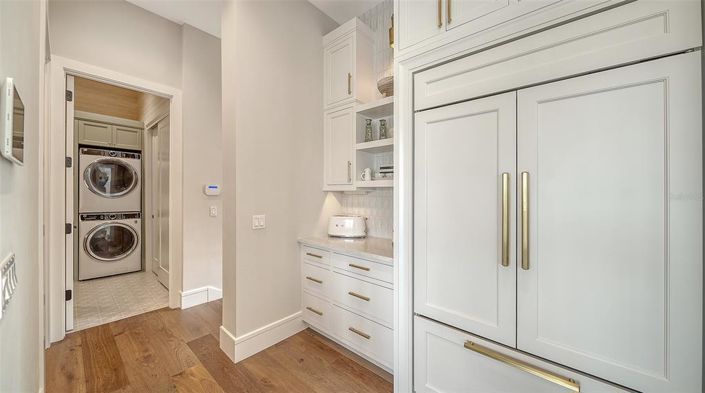 Image No.45-3 Bed Property for sale