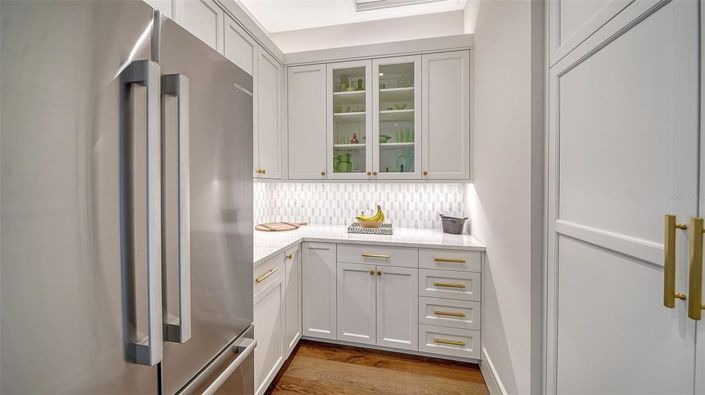 Image No.46-3 Bed Property for sale