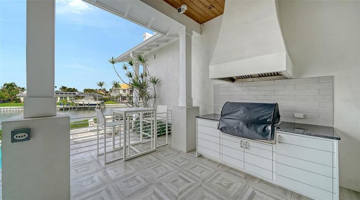 Image No.50-3 Bed Property for sale