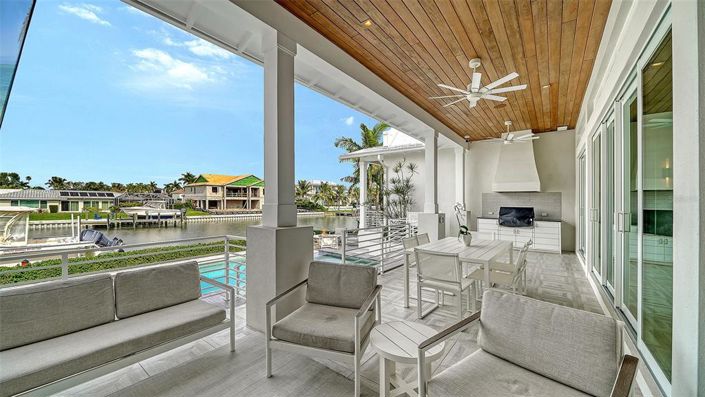 Image No.54-3 Bed Property for sale