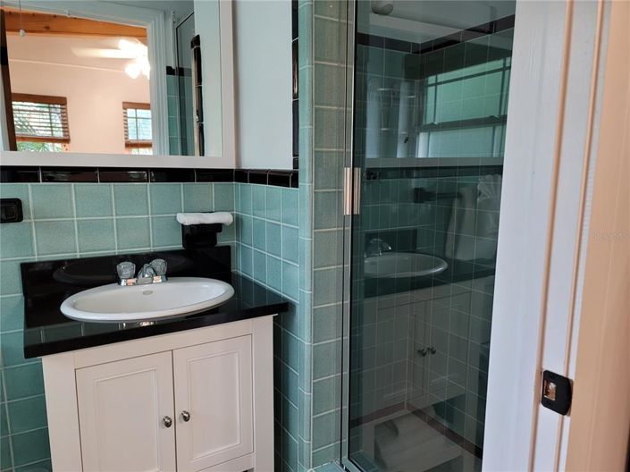 Image No.19-3 Bed Property for sale