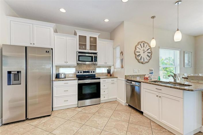 Image No.18-5 Bed Property for sale