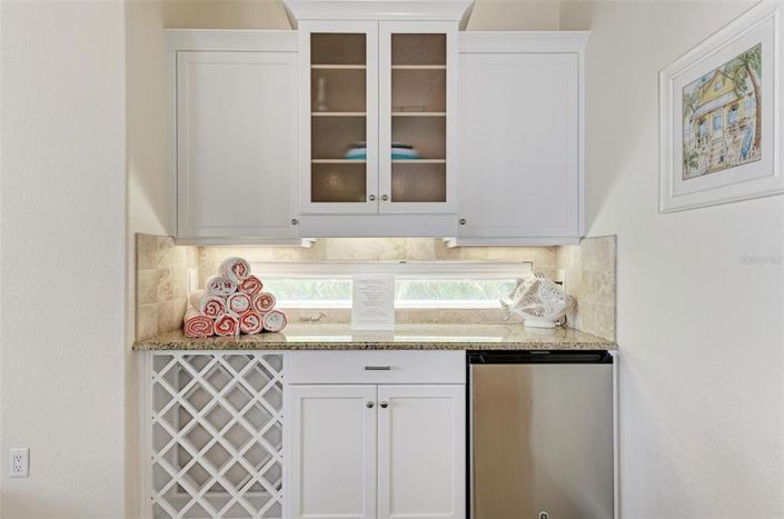 Image No.24-5 Bed Property for sale