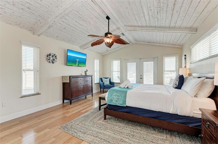 Image No.44-5 Bed Property for sale