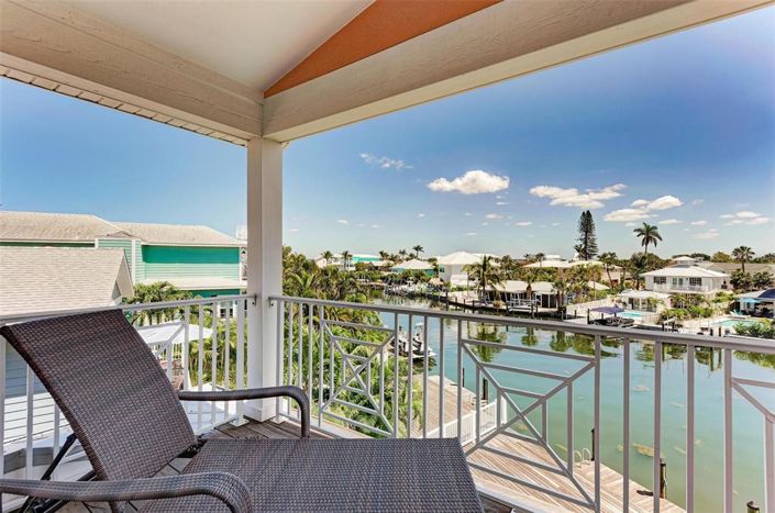 Image No.8-5 Bed Property for sale