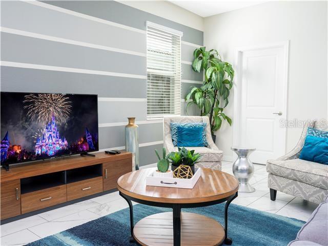 Image No.18-6 Bed Property for sale