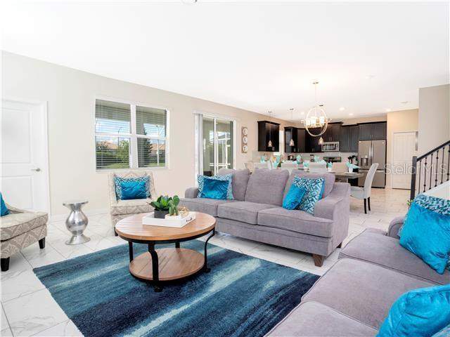 Image No.2-6 Bed Property for sale