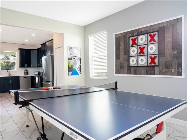 Image No.60-6 Bed Property for sale