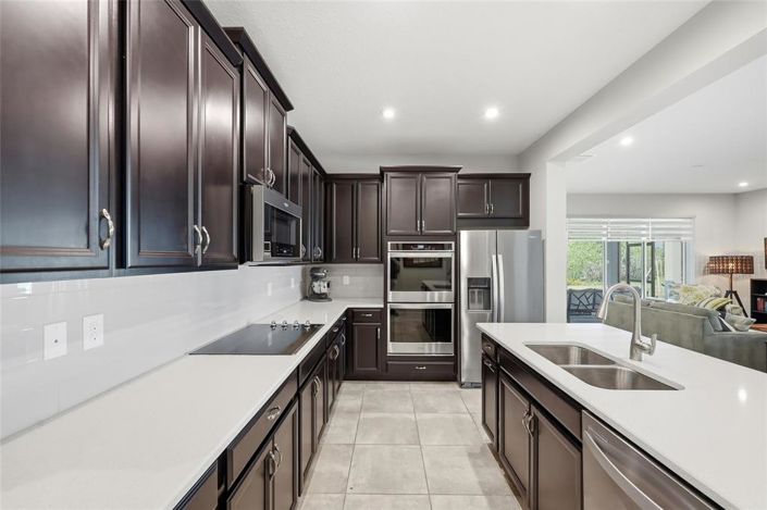 Image No.13-4 Bed Property for sale